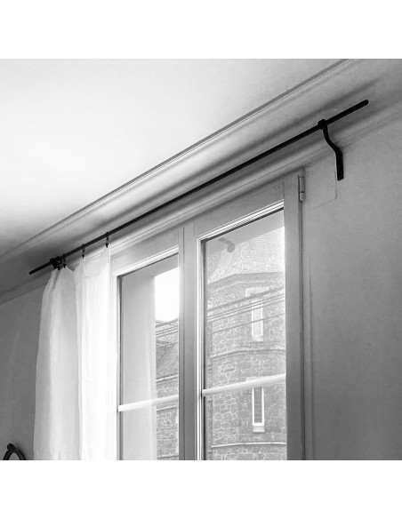 Tringle à Rideau en fer forgé main DROITE Tringle à Rideau en fer forgé main DROITE