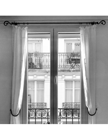 Tringle à Rideau en fer forgé main DROITE Tringle à Rideau en fer forgé main DROITE