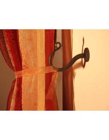 Porte embrasse en fer forgé main BASIK