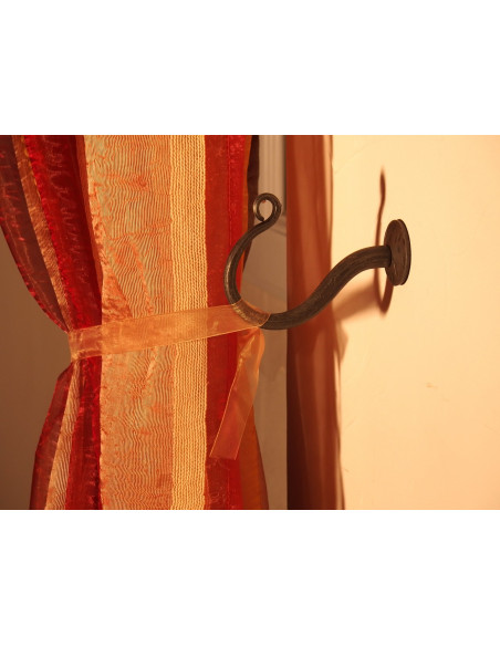 Porte embrasse en fer forgé main BASIK