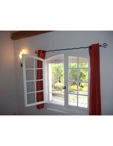 Tringle à Rideau en fer forgé main ONDULÉE Tringle à Rideau en fer forgé main ONDULÉE