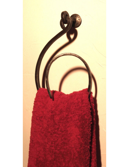 Porte serviette en fer forgé main SPIRIT